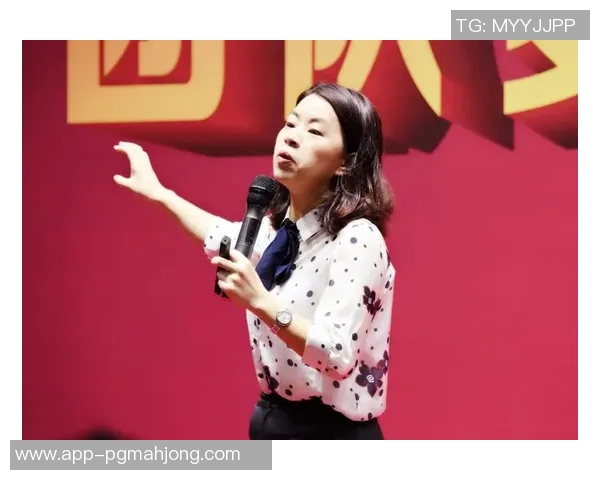 陈芳倾情分享DOTA2游戏技巧与心得体会助你提升战斗力